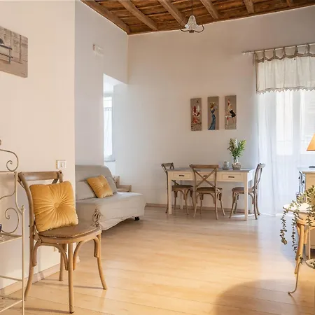 Appartement Julie - Graziosa Casa Del '700 à Castel Gandolfo Extérieur photo